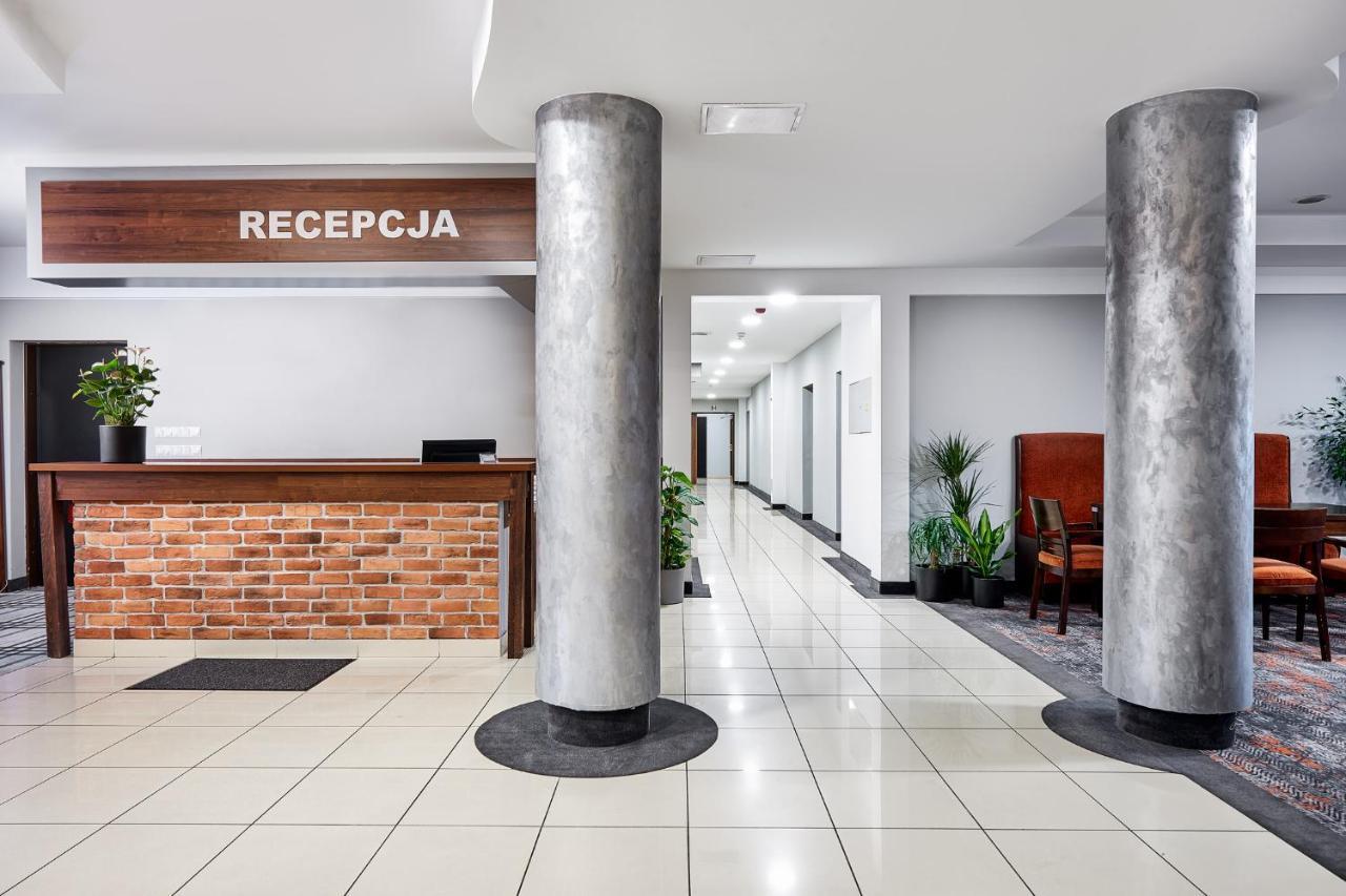 Hotel Anton By Dns Прушкув Экстерьер фото